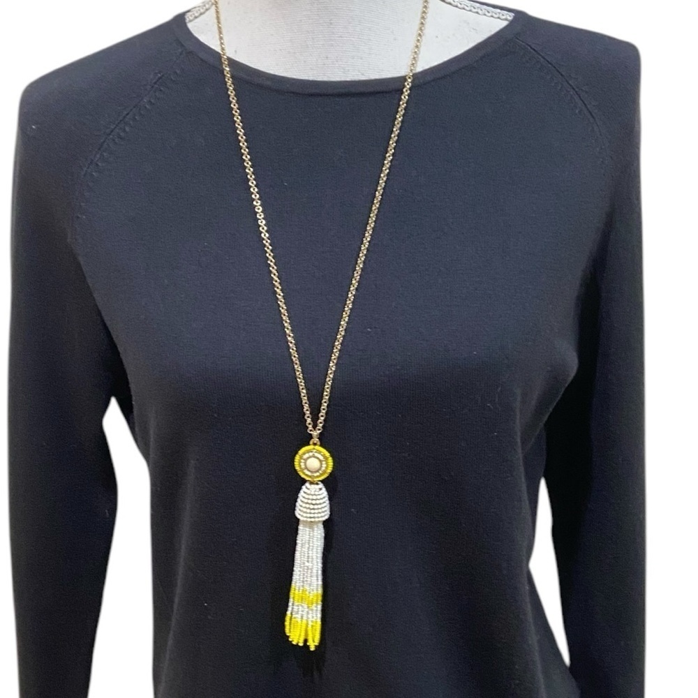 Talbots goldtone chain long necklace white/yellow seed bead circle & tassel